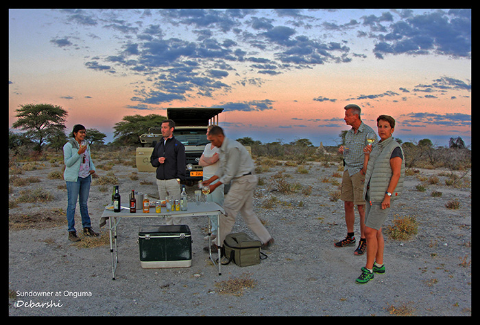 Sundowner at the Onguma Treetop Camp 