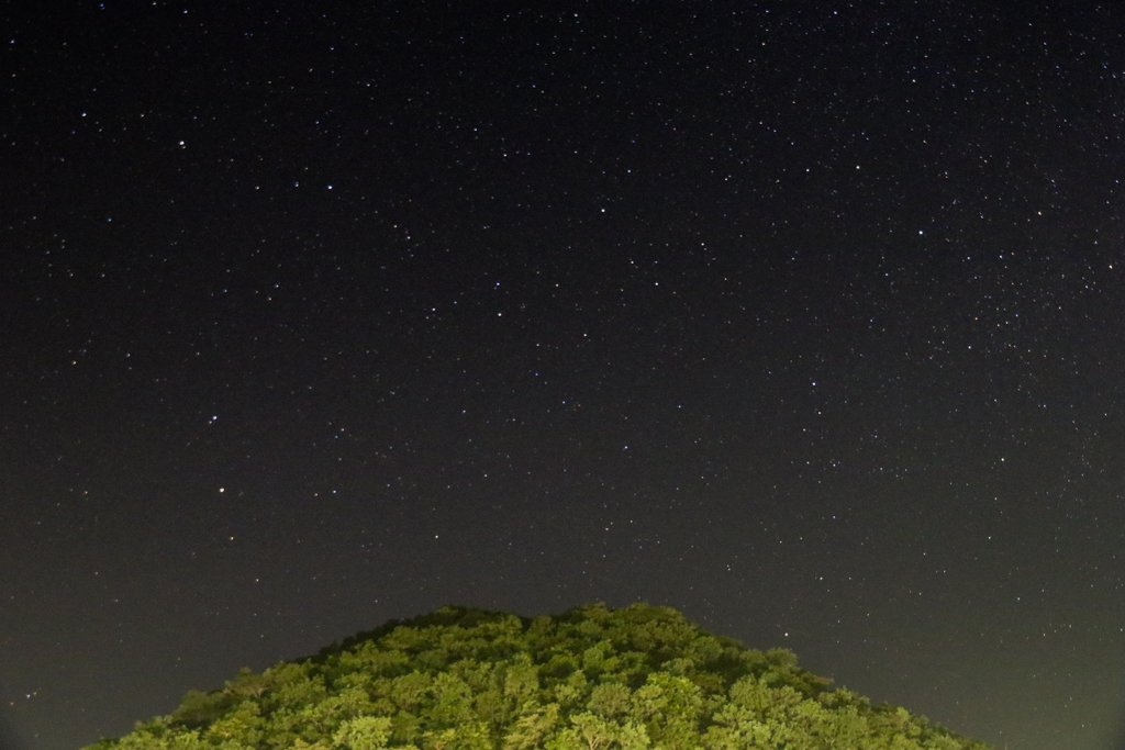 The night sky at Khairabera with the hills in the backdrop